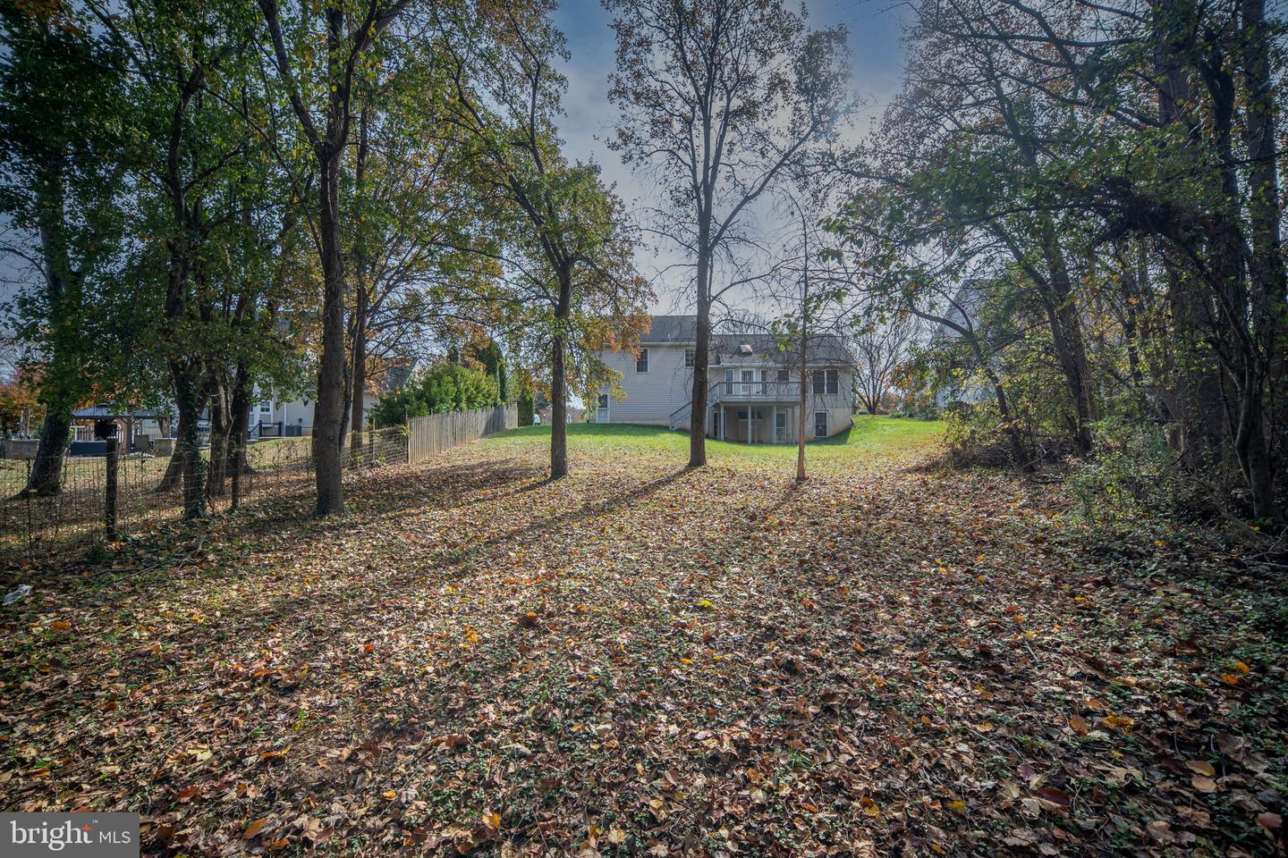 2011 SIERRA DR, FREDERICKSBURG, Virginia 22405, 4 Bedrooms Bedrooms, 13 Rooms Rooms,3 BathroomsBathrooms,Residential,For sale,2011 SIERRA DR,VAST2044128 MLS # VAST2044128