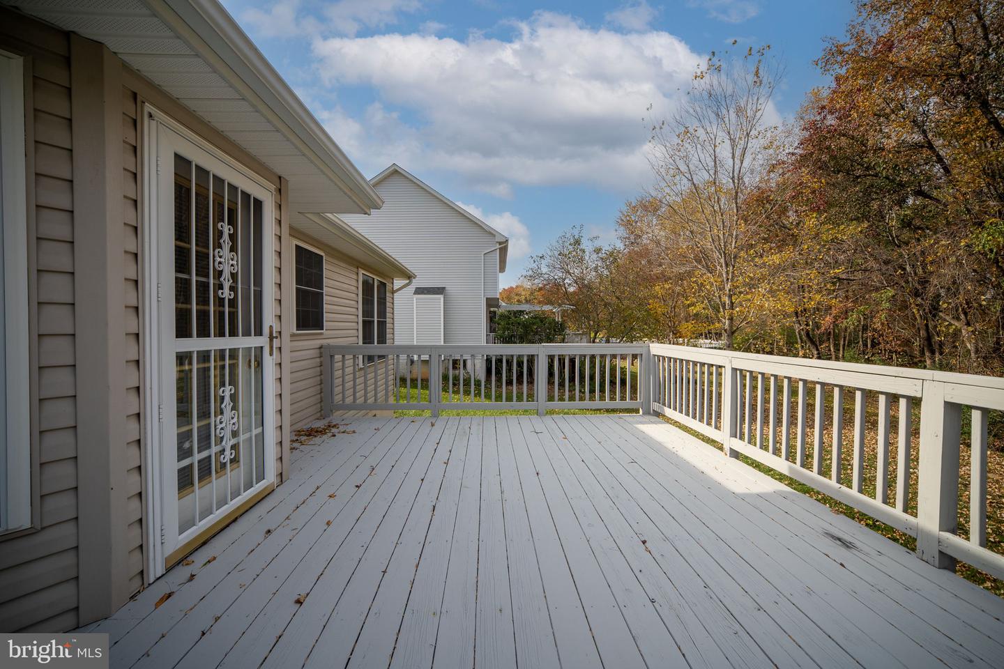 2011 SIERRA DR, FREDERICKSBURG, Virginia 22405, 4 Bedrooms Bedrooms, 13 Rooms Rooms,3 BathroomsBathrooms,Residential,For sale,2011 SIERRA DR,VAST2044128 MLS # VAST2044128