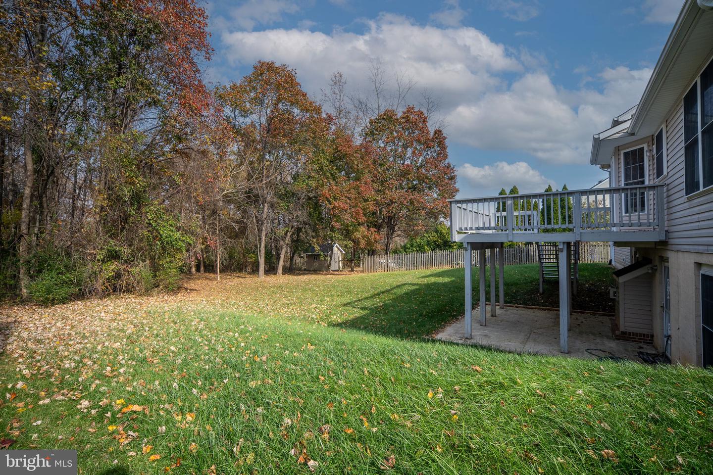 2011 SIERRA DR, FREDERICKSBURG, Virginia 22405, 4 Bedrooms Bedrooms, 13 Rooms Rooms,3 BathroomsBathrooms,Residential,For sale,2011 SIERRA DR,VAST2044128 MLS # VAST2044128