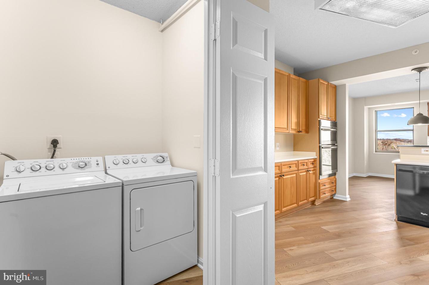 19360 MAGNOLIA GROVE SQ #316, LEESBURG, Virginia 20176, 2 Bedrooms Bedrooms, ,2 BathroomsBathrooms,Residential,For sale,19360 MAGNOLIA GROVE SQ #316,VALO2110854 MLS # VALO2110854