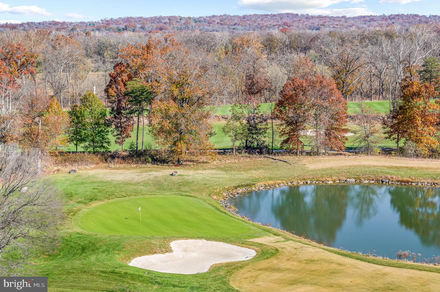 19360 MAGNOLIA GROVE SQ #316, LEESBURG, Virginia 20176, 2 Bedrooms Bedrooms, ,2 BathroomsBathrooms,Residential,For sale,19360 MAGNOLIA GROVE SQ #316,VALO2110854 MLS # VALO2110854