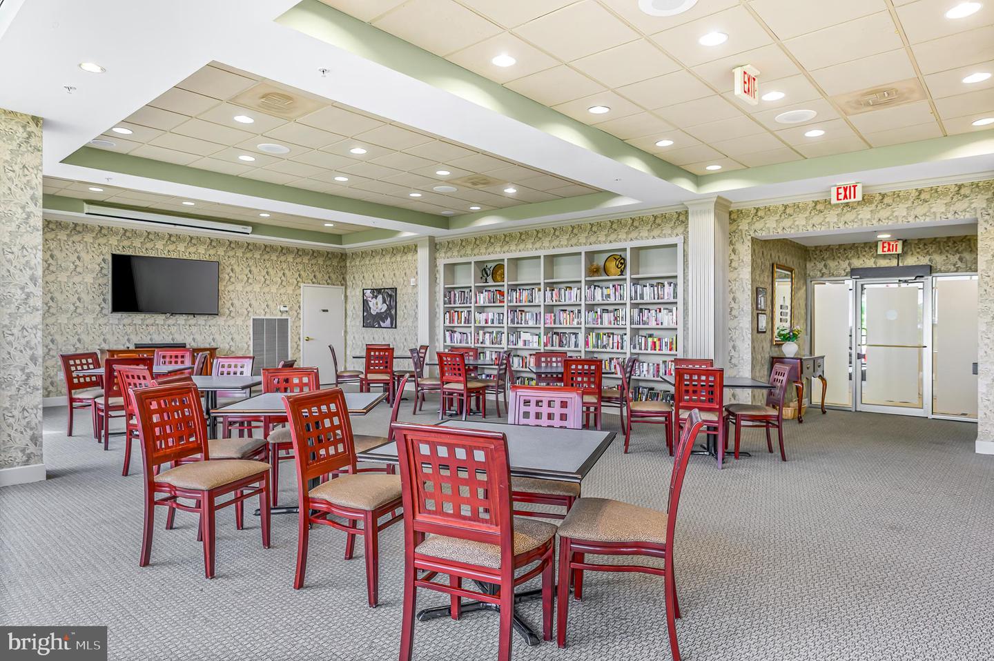 19360 MAGNOLIA GROVE SQ #316, LEESBURG, Virginia 20176, 2 Bedrooms Bedrooms, ,2 BathroomsBathrooms,Residential,For sale,19360 MAGNOLIA GROVE SQ #316,VALO2110854 MLS # VALO2110854