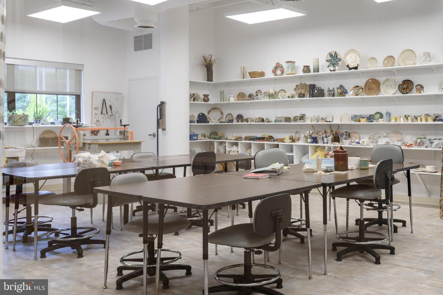 19360 MAGNOLIA GROVE SQ #316, LEESBURG, Virginia 20176, 2 Bedrooms Bedrooms, ,2 BathroomsBathrooms,Residential,For sale,19360 MAGNOLIA GROVE SQ #316,VALO2110854 MLS # VALO2110854