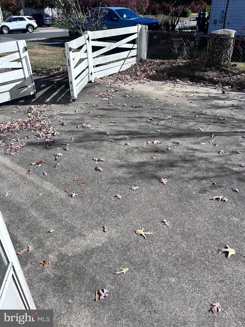 15014 ALABAMA AVE, WOODBRIDGE, Virginia 22191, 3 Bedrooms Bedrooms, 5 Rooms Rooms,2 BathroomsBathrooms,Residential,For sale,15014 ALABAMA AVE,VAPW2107558 MLS # VAPW2107558