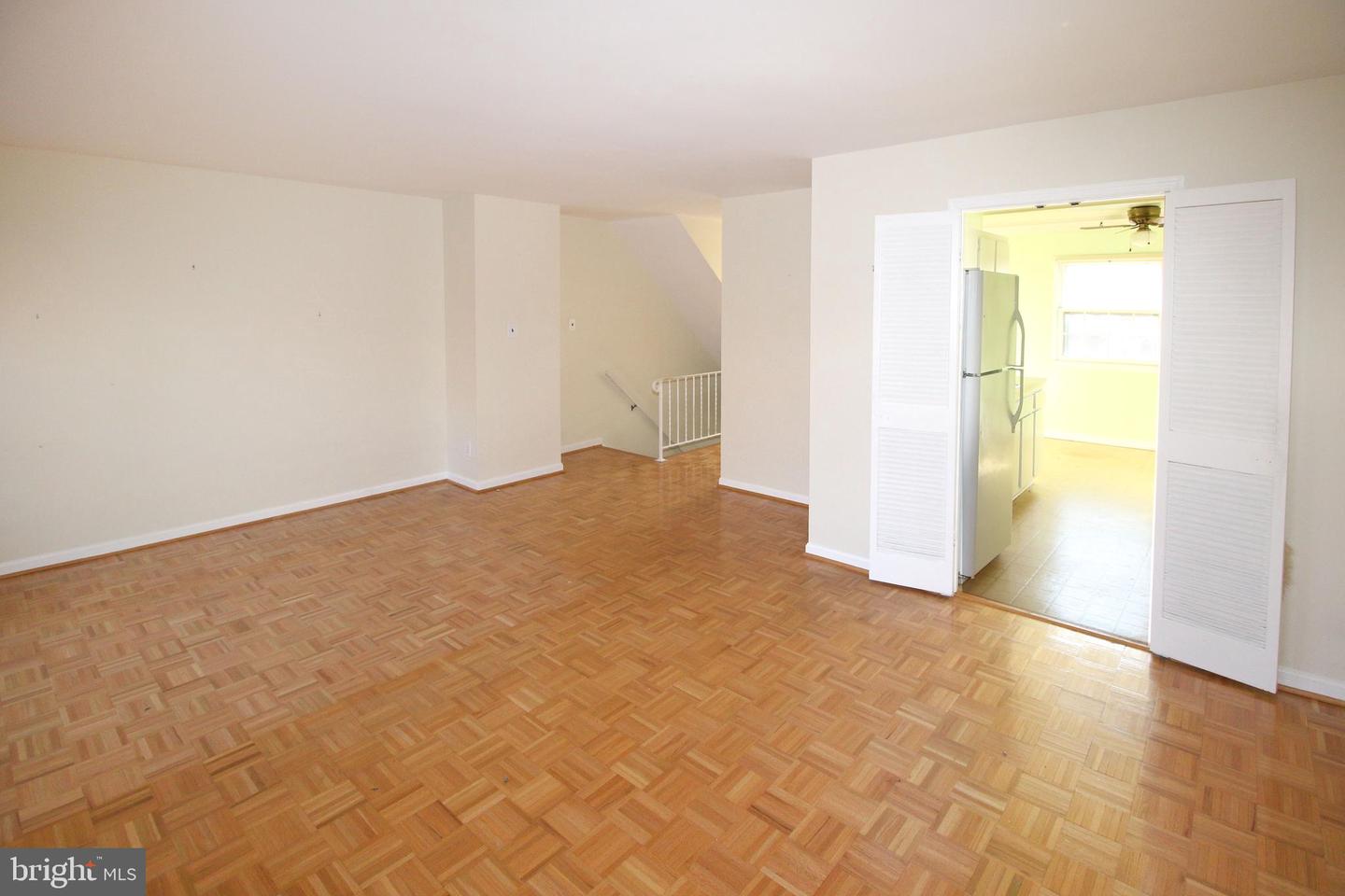 14846 HAYMARKET LN, CENTREVILLE, Virginia 20120, 4 Bedrooms Bedrooms, ,2 BathroomsBathrooms,Residential,For sale,14846 HAYMARKET LN,VAFX2278472 MLS # VAFX2278472