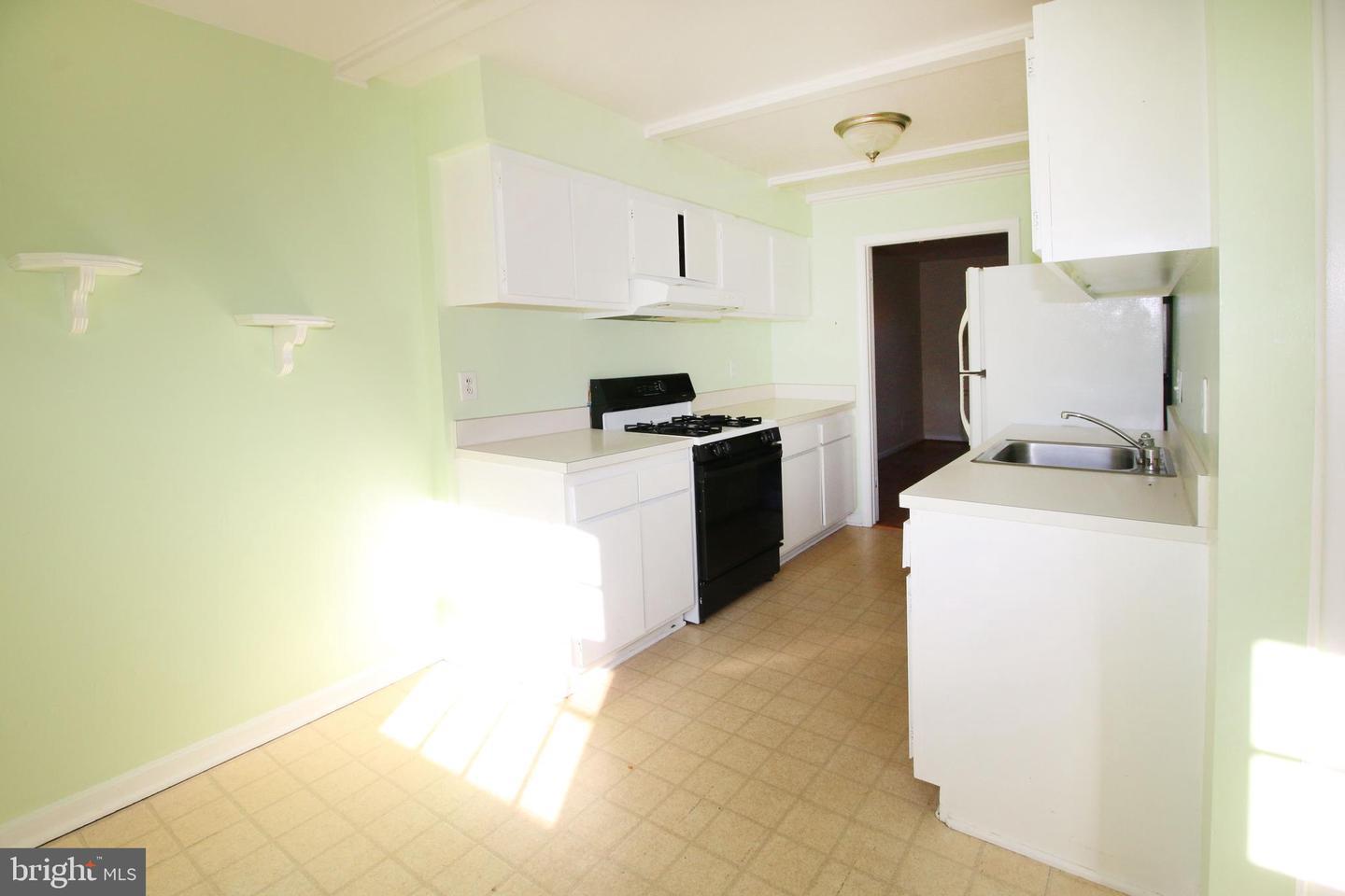 14846 HAYMARKET LN, CENTREVILLE, Virginia 20120, 4 Bedrooms Bedrooms, ,2 BathroomsBathrooms,Residential,For sale,14846 HAYMARKET LN,VAFX2278472 MLS # VAFX2278472