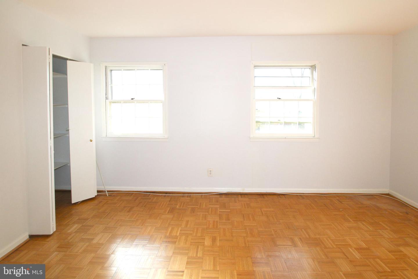 14846 HAYMARKET LN, CENTREVILLE, Virginia 20120, 4 Bedrooms Bedrooms, ,2 BathroomsBathrooms,Residential,For sale,14846 HAYMARKET LN,VAFX2278472 MLS # VAFX2278472