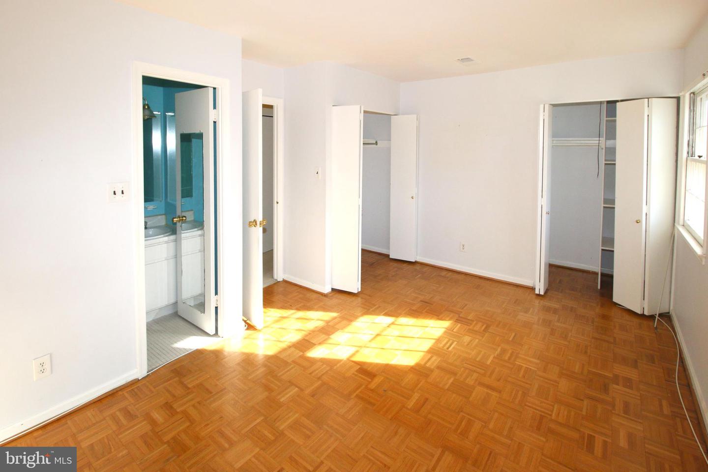 14846 HAYMARKET LN, CENTREVILLE, Virginia 20120, 4 Bedrooms Bedrooms, ,2 BathroomsBathrooms,Residential,For sale,14846 HAYMARKET LN,VAFX2278472 MLS # VAFX2278472