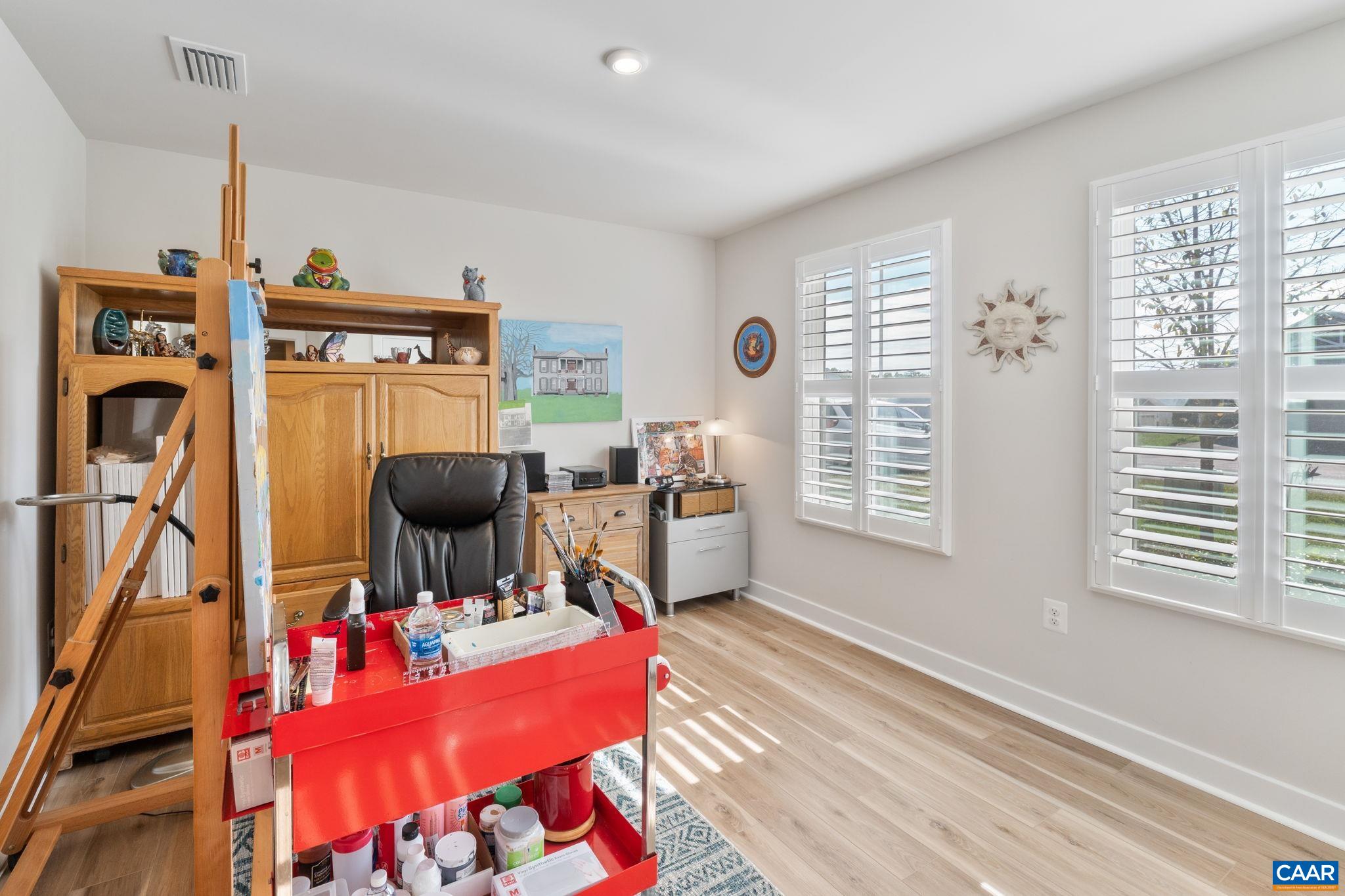 27 PINE KNOT DR, PALMYRA, Virginia 22963, 3 Bedrooms Bedrooms, ,2 BathroomsBathrooms,Residential,27 PINE KNOT DR,669885 MLS # 669885 27 PINE KNOT DR, PALMYRA, Virginia 22963, 3 Bedrooms Bedrooms, ,2 BathroomsBathrooms,Residential,27 PINE KNOT DR,669885 MLS # 669885