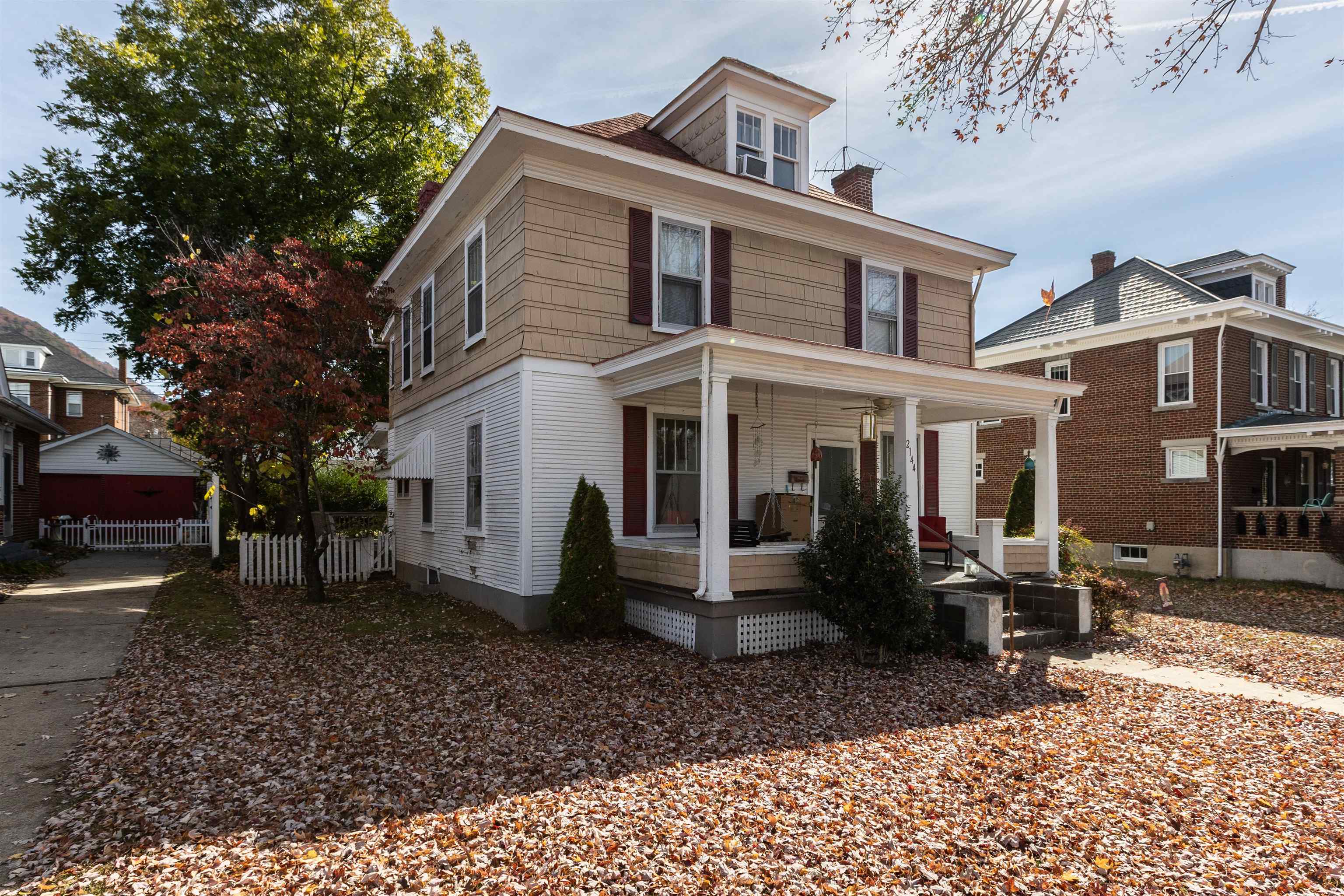 2144 WALNUT AVE, BUENA VISTA, Virginia 24416, 3 Bedrooms Bedrooms, ,2 BathroomsBathrooms,Residential,2144 WALNUT AVE,670904 MLS # 670904 2144 WALNUT AVE, BUENA VISTA, Virginia 24416, 3 Bedrooms Bedrooms, ,2 BathroomsBathrooms,Residential,2144 WALNUT AVE,670904 MLS # 670904