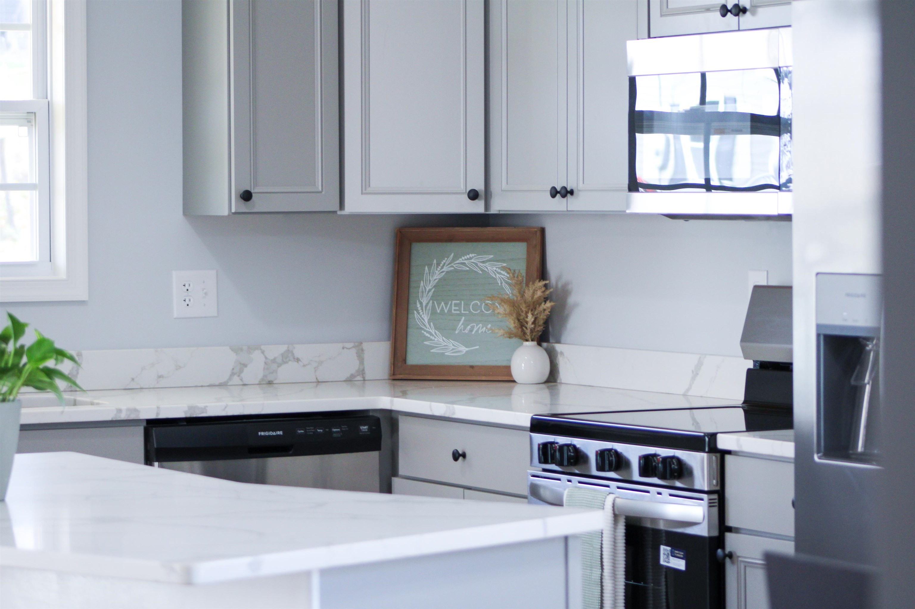 312 N WAVERLY ST, STAUNTON, Virginia 24401, 3 Bedrooms Bedrooms, ,2 BathroomsBathrooms,Residential,312 N WAVERLY ST,670905 MLS # 670905