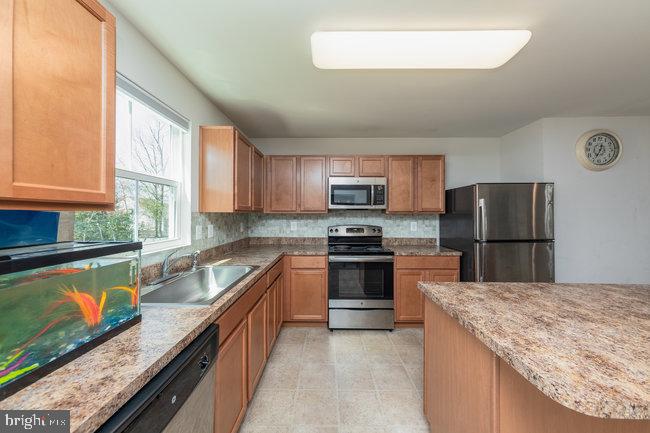 2082 MALLARD LN, LOCUST GROVE, Virginia 22508, 4 Bedrooms Bedrooms, 7 Rooms Rooms,2 BathroomsBathrooms,Residential,For sale,2082 MALLARD LN,VAOR2012632 MLS # VAOR2012632