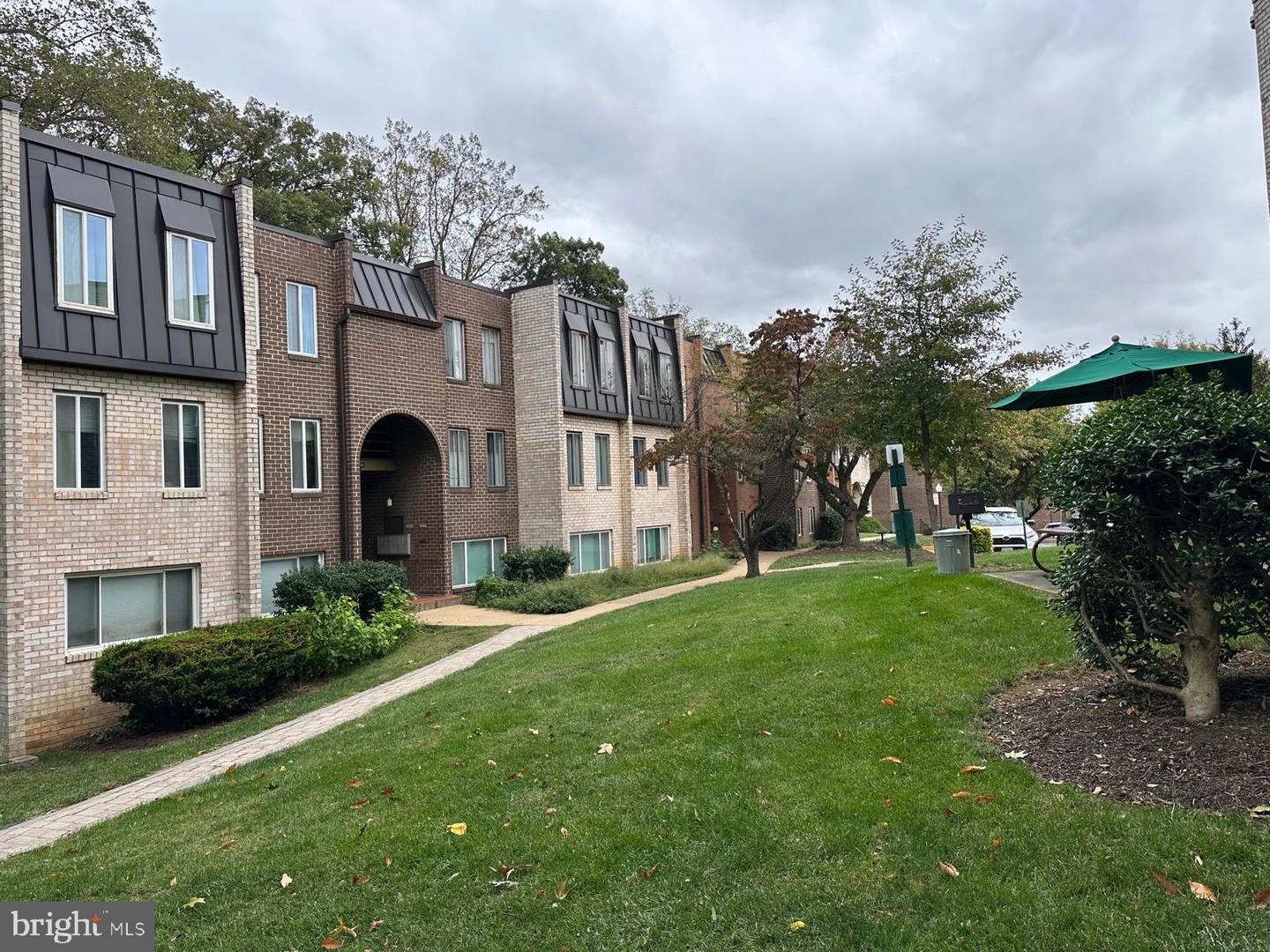 5051 7TH RD S #201, ARLINGTON, Virginia 22204, 1 Bedroom Bedrooms, ,1 BathroomBathrooms,Residential,For sale,5051 7TH RD S #201,VAAR2065352 MLS # VAAR2065352