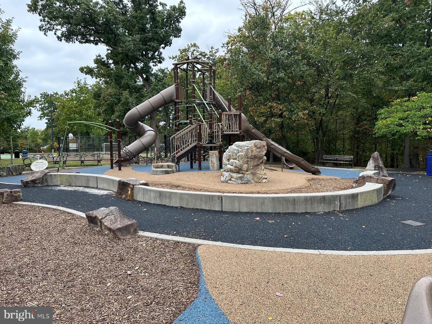 5051 7TH RD S #201, ARLINGTON, Virginia 22204, 1 Bedroom Bedrooms, ,1 BathroomBathrooms,Residential,For sale,5051 7TH RD S #201,VAAR2065352 MLS # VAAR2065352