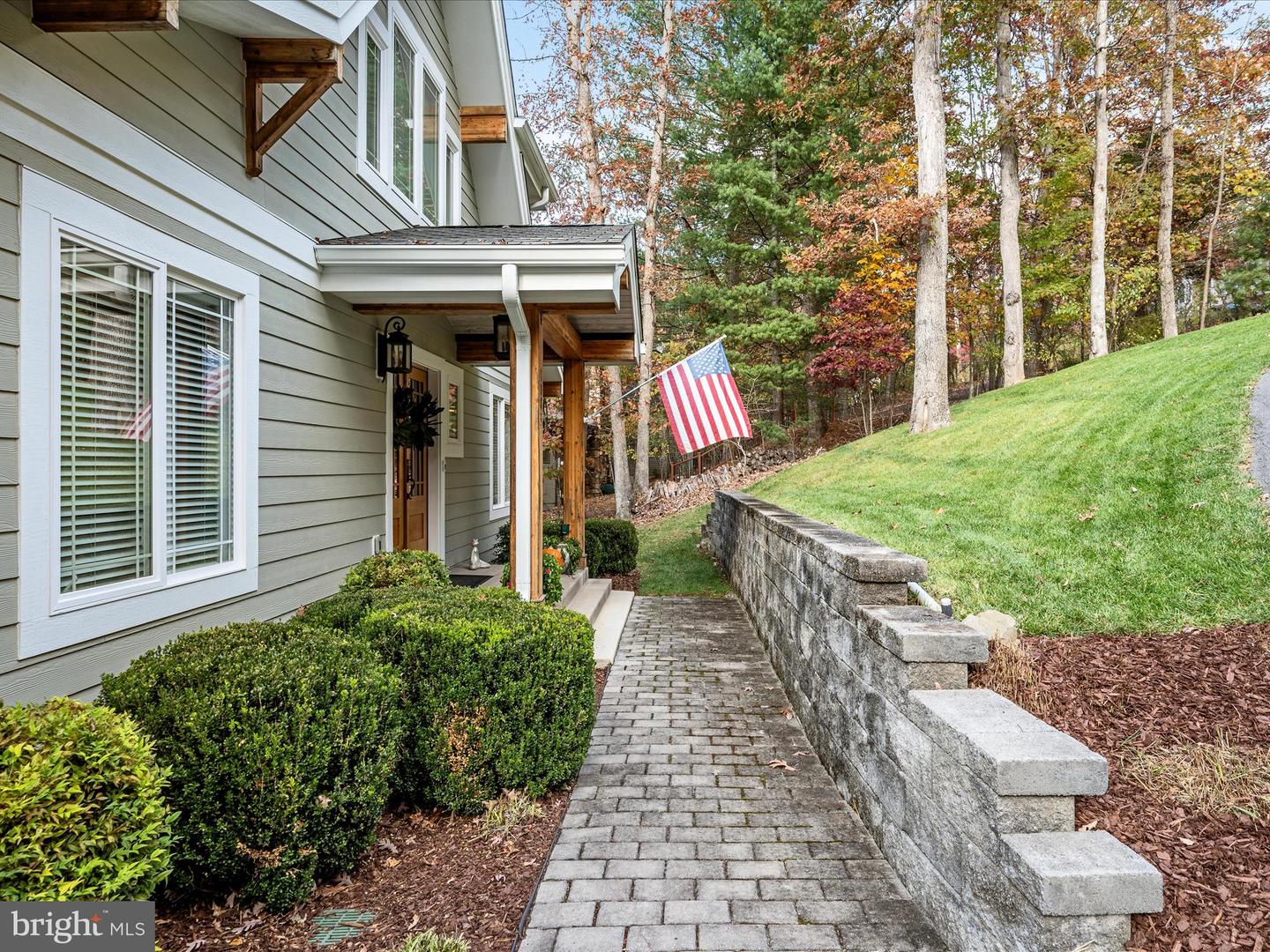 1083 LAKEVIEW DR, CROSS JUNCTION, Virginia 22625, 3 Bedrooms Bedrooms, ,2 BathroomsBathrooms,Residential,For sale,1083 LAKEVIEW DR,VAFV2037678 MLS # VAFV2037678