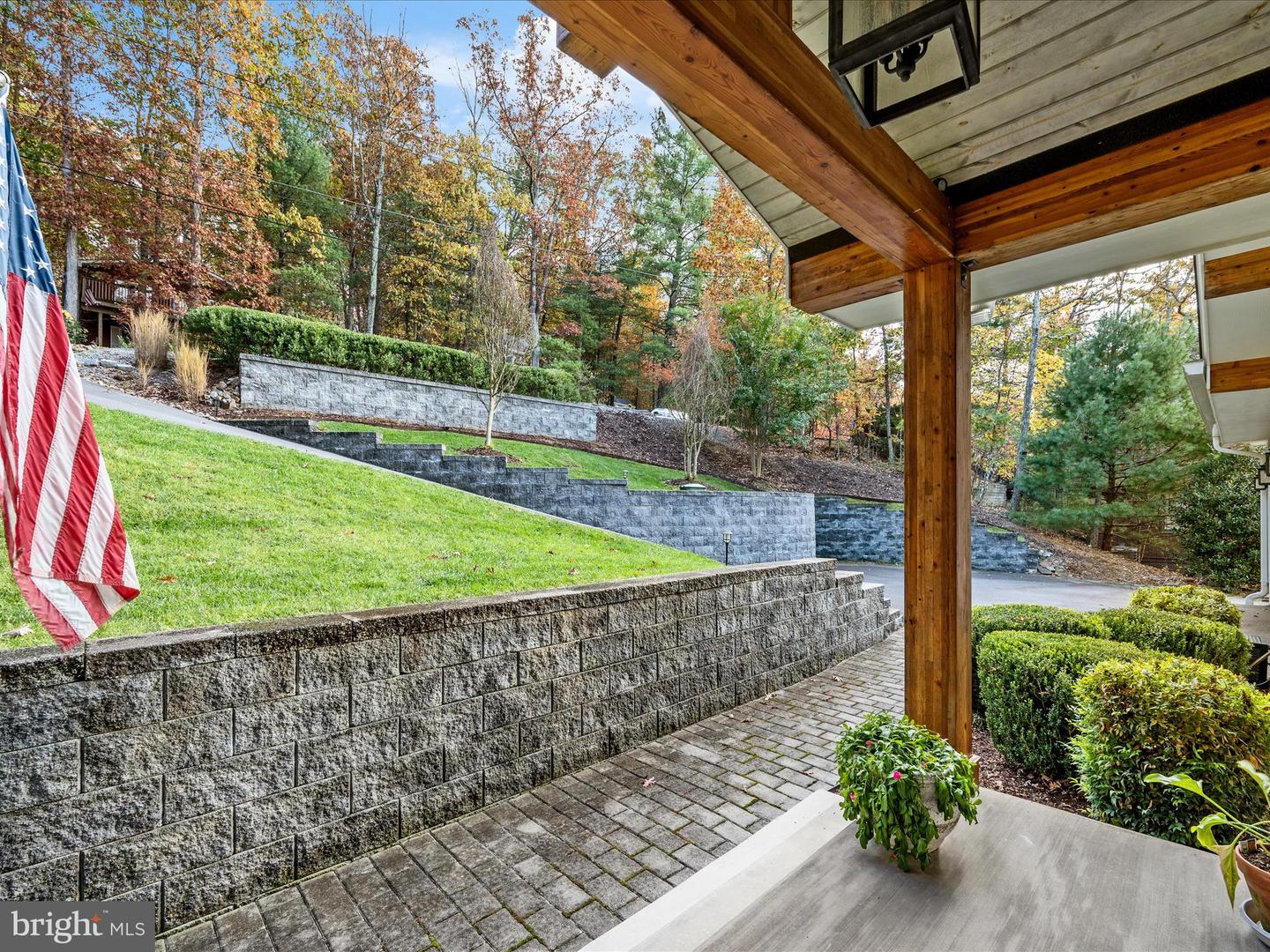 1083 LAKEVIEW DR, CROSS JUNCTION, Virginia 22625, 3 Bedrooms Bedrooms, ,2 BathroomsBathrooms,Residential,For sale,1083 LAKEVIEW DR,VAFV2037678 MLS # VAFV2037678