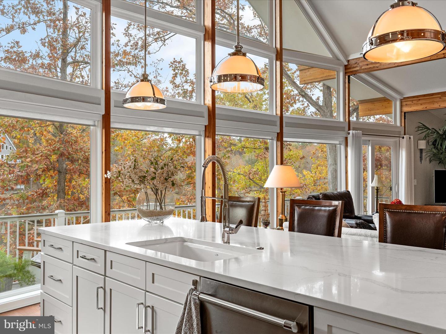 1083 LAKEVIEW DR, CROSS JUNCTION, Virginia 22625, 3 Bedrooms Bedrooms, ,2 BathroomsBathrooms,Residential,For sale,1083 LAKEVIEW DR,VAFV2037678 MLS # VAFV2037678