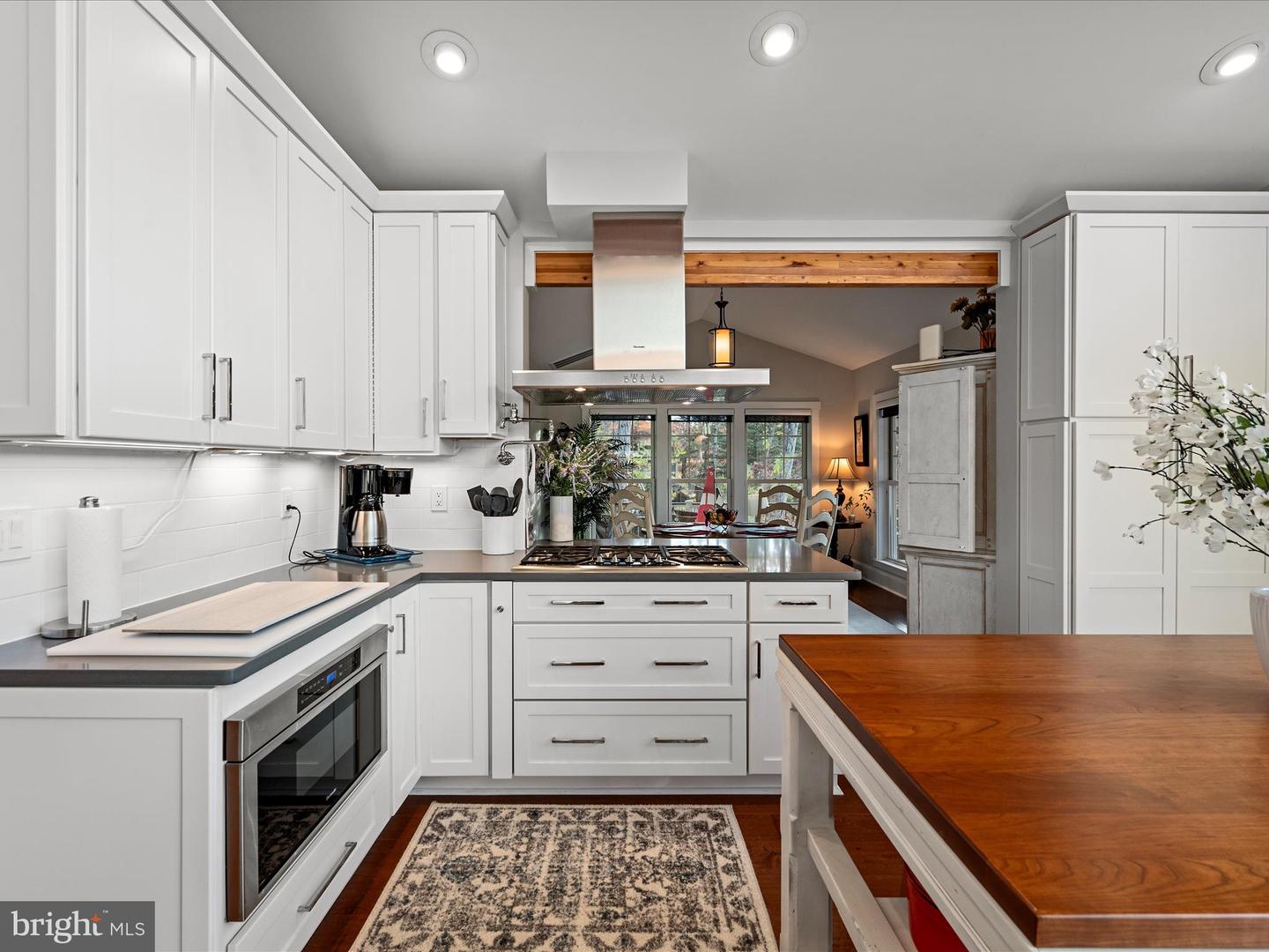 1083 LAKEVIEW DR, CROSS JUNCTION, Virginia 22625, 3 Bedrooms Bedrooms, ,2 BathroomsBathrooms,Residential,For sale,1083 LAKEVIEW DR,VAFV2037678 MLS # VAFV2037678