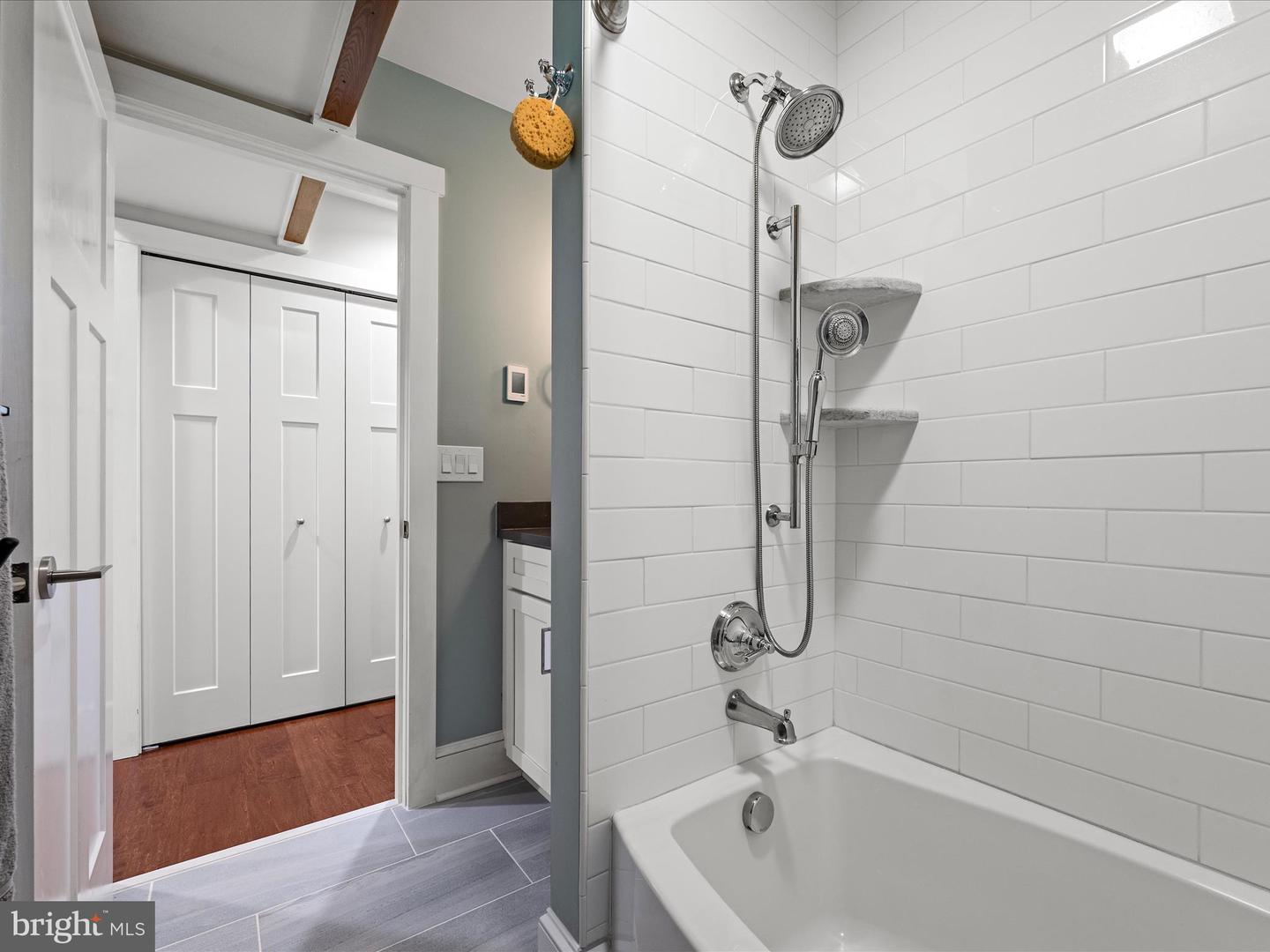 1083 LAKEVIEW DR, CROSS JUNCTION, Virginia 22625, 3 Bedrooms Bedrooms, ,2 BathroomsBathrooms,Residential,For sale,1083 LAKEVIEW DR,VAFV2037678 MLS # VAFV2037678