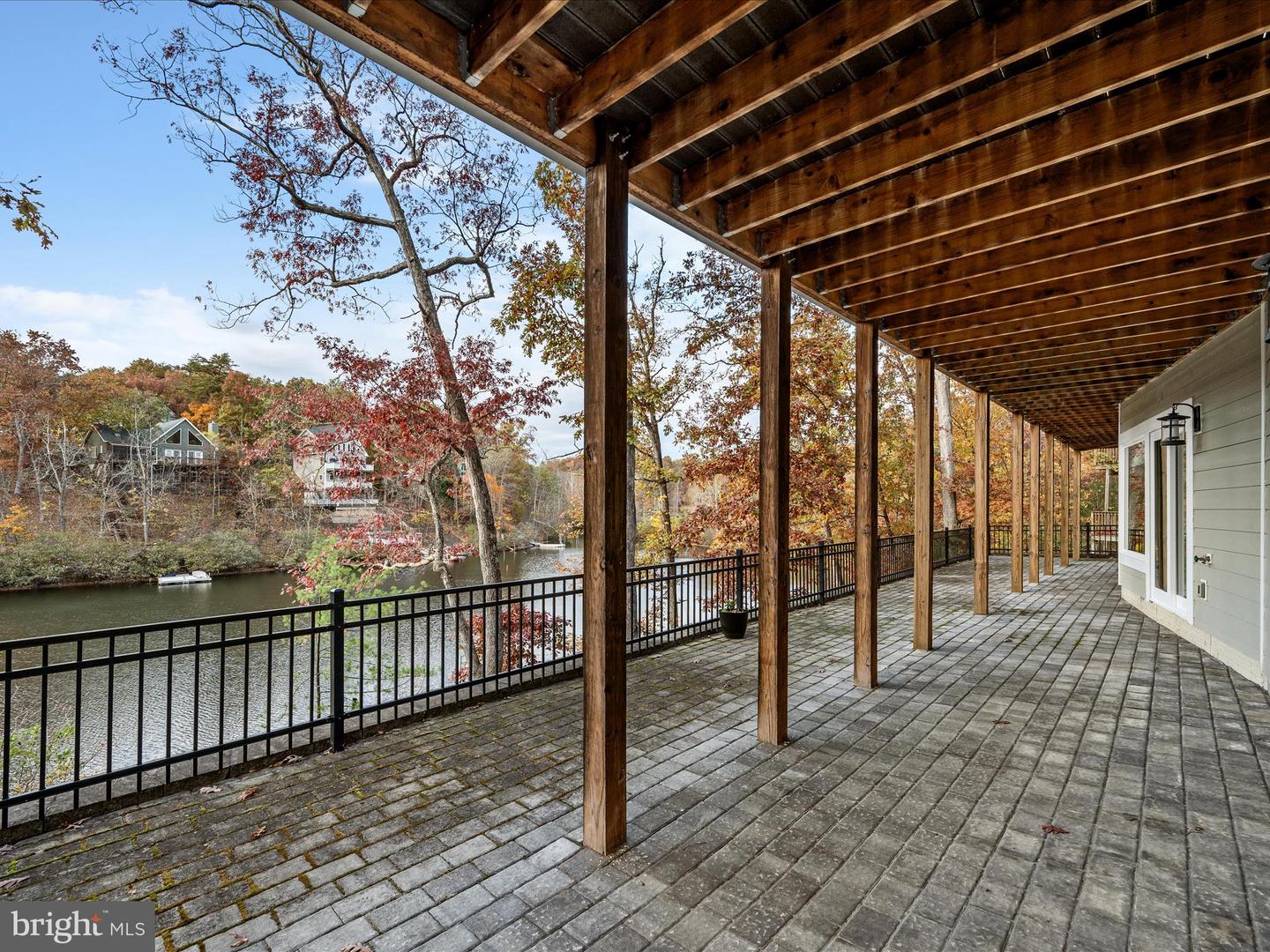 1083 LAKEVIEW DR, CROSS JUNCTION, Virginia 22625, 3 Bedrooms Bedrooms, ,2 BathroomsBathrooms,Residential,For sale,1083 LAKEVIEW DR,VAFV2037678 MLS # VAFV2037678