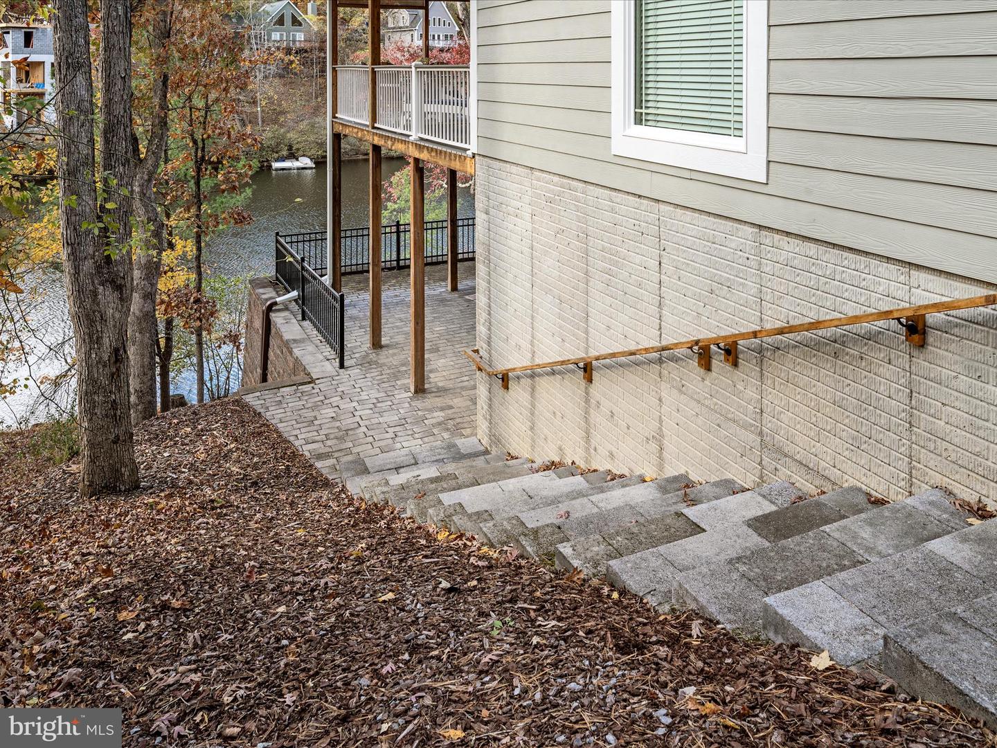 1083 LAKEVIEW DR, CROSS JUNCTION, Virginia 22625, 3 Bedrooms Bedrooms, ,2 BathroomsBathrooms,Residential,For sale,1083 LAKEVIEW DR,VAFV2037678 MLS # VAFV2037678