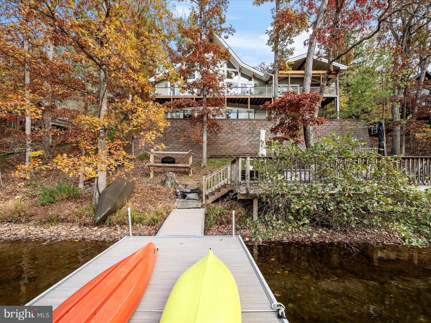 1083 LAKEVIEW DR, CROSS JUNCTION, Virginia 22625, 3 Bedrooms Bedrooms, ,2 BathroomsBathrooms,Residential,For sale,1083 LAKEVIEW DR,VAFV2037678 MLS # VAFV2037678