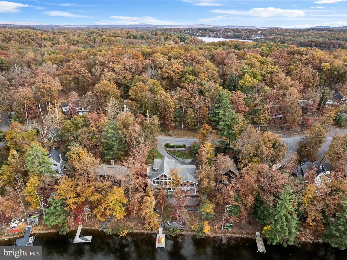 1083 LAKEVIEW DR, CROSS JUNCTION, Virginia 22625, 3 Bedrooms Bedrooms, ,2 BathroomsBathrooms,Residential,For sale,1083 LAKEVIEW DR,VAFV2037678 MLS # VAFV2037678