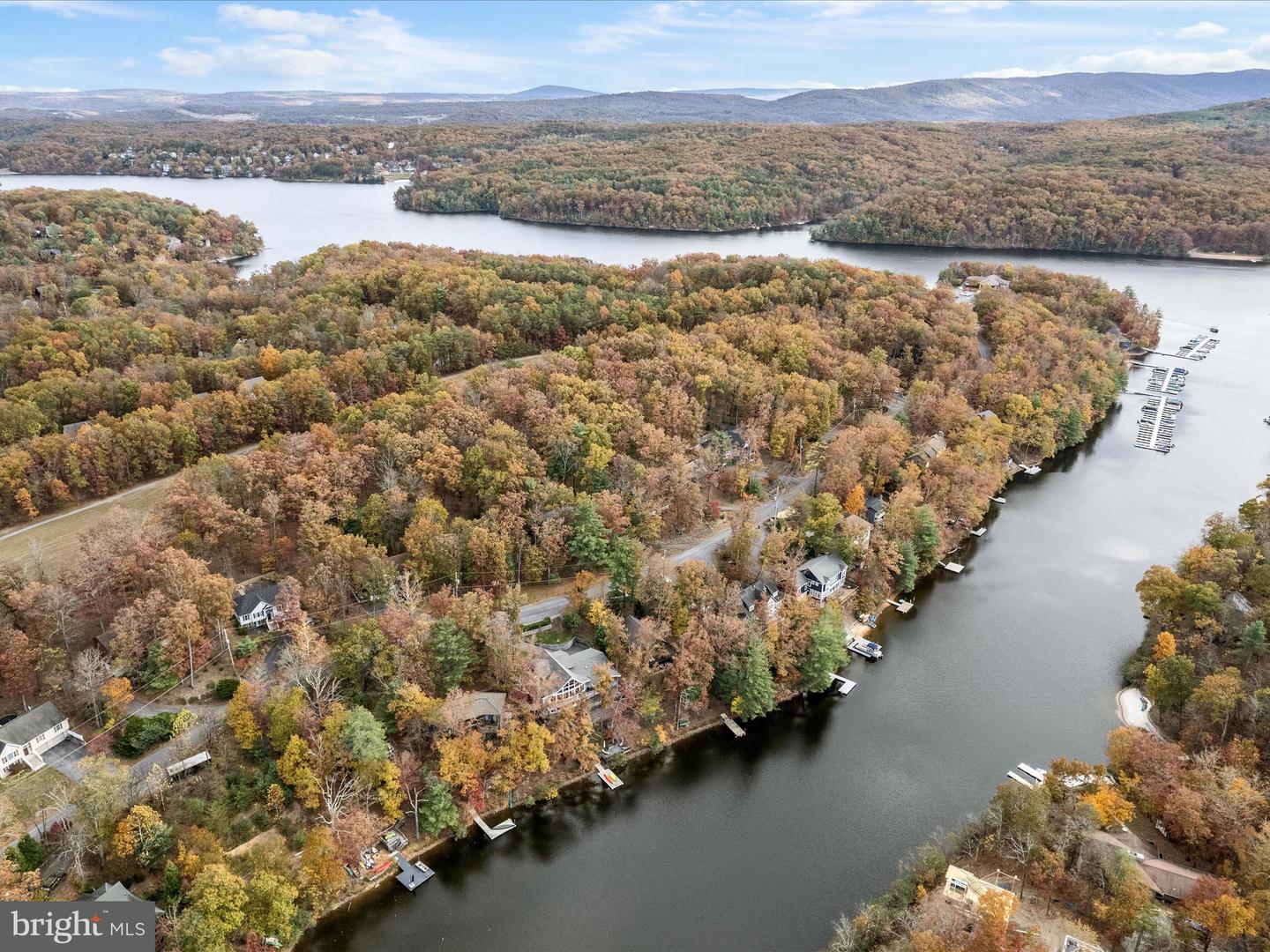 1083 LAKEVIEW DR, CROSS JUNCTION, Virginia 22625, 3 Bedrooms Bedrooms, ,2 BathroomsBathrooms,Residential,For sale,1083 LAKEVIEW DR,VAFV2037678 MLS # VAFV2037678