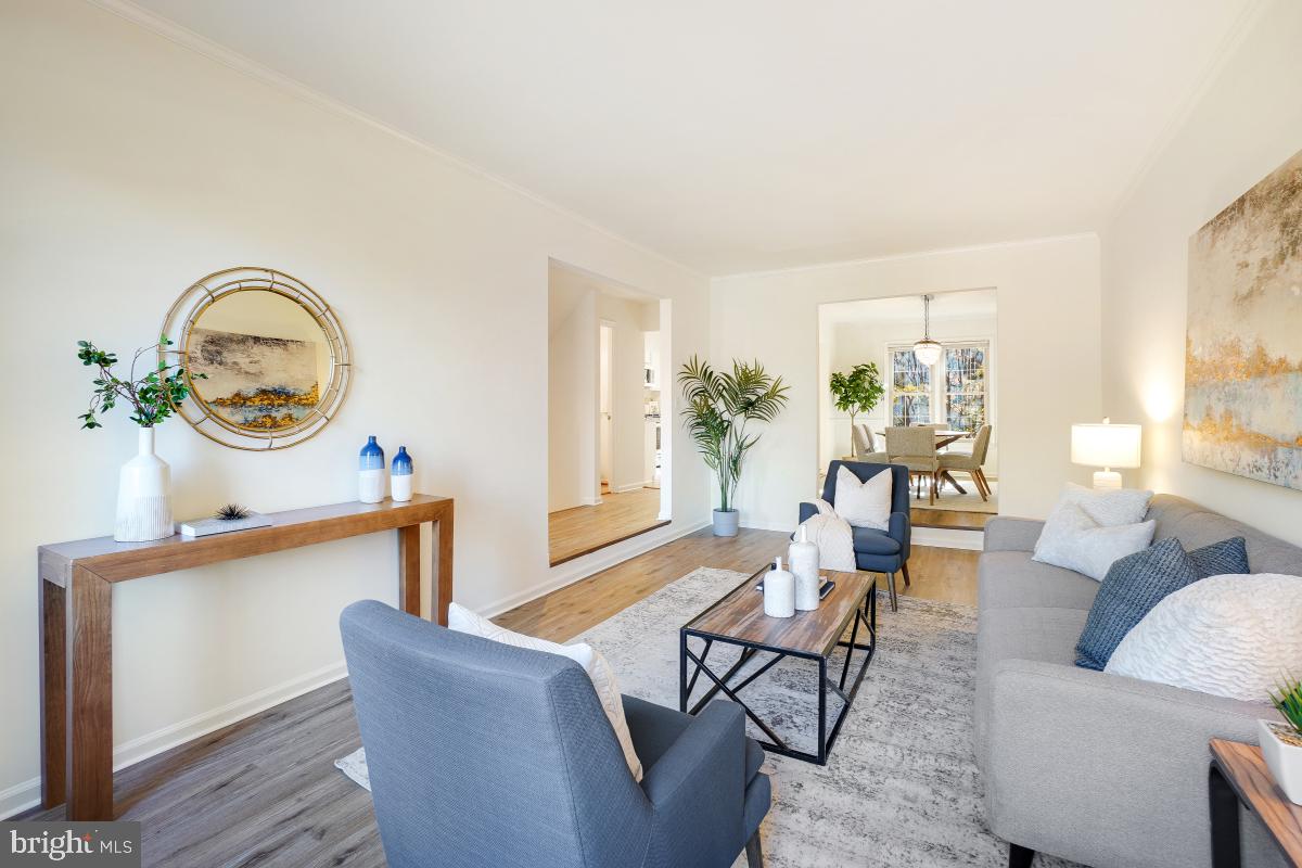 5004 HERITAGE LN, ALEXANDRIA, Virginia 22311, 3 Bedrooms Bedrooms, ,2 BathroomsBathrooms,Residential,For sale,5004 HERITAGE LN,VAAX2051316 MLS # VAAX2051316 5004 HERITAGE LN, ALEXANDRIA, Virginia 22311, 3 Bedrooms Bedrooms, ,2 BathroomsBathrooms,Residential,For sale,5004 HERITAGE LN,VAAX2051316 MLS # VAAX2051316