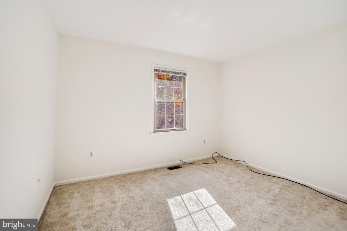 5004 HERITAGE LN, ALEXANDRIA, Virginia 22311, 3 Bedrooms Bedrooms, ,2 BathroomsBathrooms,Residential,For sale,5004 HERITAGE LN,VAAX2051316 MLS # VAAX2051316 5004 HERITAGE LN, ALEXANDRIA, Virginia 22311, 3 Bedrooms Bedrooms, ,2 BathroomsBathrooms,Residential,For sale,5004 HERITAGE LN,VAAX2051316 MLS # VAAX2051316