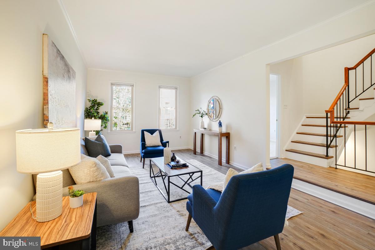 5004 HERITAGE LN, ALEXANDRIA, Virginia 22311, 3 Bedrooms Bedrooms, ,2 BathroomsBathrooms,Residential,For sale,5004 HERITAGE LN,VAAX2051316 MLS # VAAX2051316 5004 HERITAGE LN, ALEXANDRIA, Virginia 22311, 3 Bedrooms Bedrooms, ,2 BathroomsBathrooms,Residential,For sale,5004 HERITAGE LN,VAAX2051316 MLS # VAAX2051316