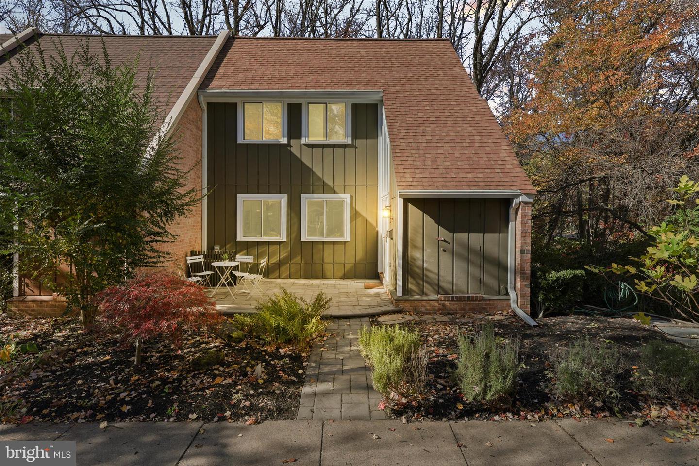 11152 FOREST EDGE DR, RESTON, Virginia 20190, 3 Bedrooms Bedrooms, ,2 BathroomsBathrooms,Residential,For sale,11152 FOREST EDGE DR,VAFX2277364 MLS # VAFX2277364 11152 FOREST EDGE DR, RESTON, Virginia 20190, 3 Bedrooms Bedrooms, ,2 BathroomsBathrooms,Residential,For sale,11152 FOREST EDGE DR,VAFX2277364 MLS # VAFX2277364