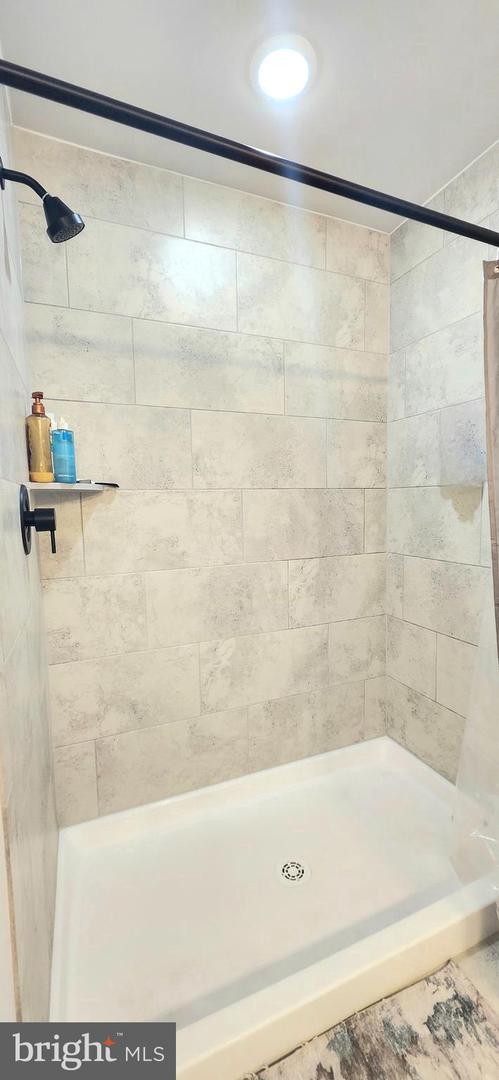 101 INDIAN HILLS RD, LOCUST GROVE, Virginia 22508, 4 Bedrooms Bedrooms, ,2 BathroomsBathrooms,Residential,For sale,101 INDIAN HILLS RD,VAOR2012750 MLS # VAOR2012750