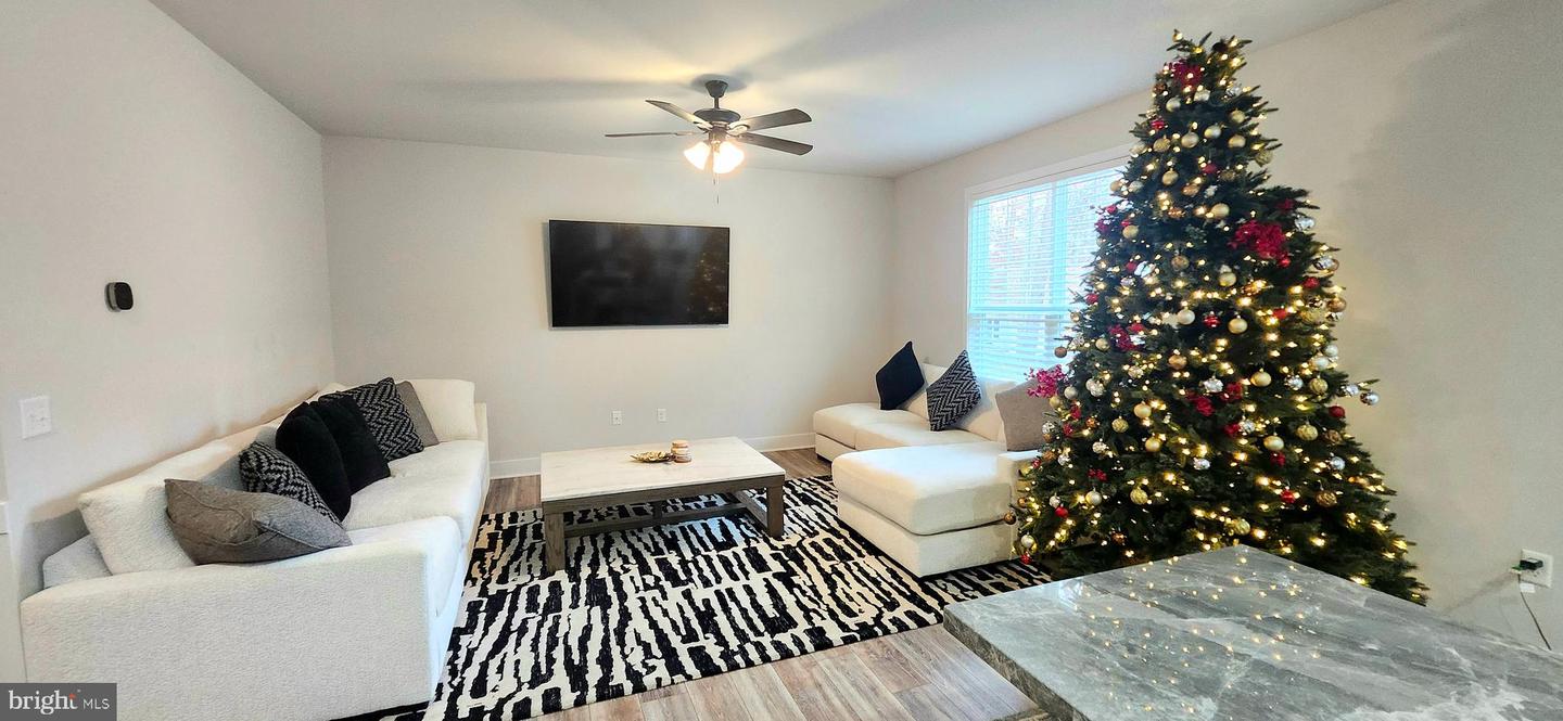 101 INDIAN HILLS RD, LOCUST GROVE, Virginia 22508, 4 Bedrooms Bedrooms, ,2 BathroomsBathrooms,Residential,For sale,101 INDIAN HILLS RD,VAOR2012750 MLS # VAOR2012750