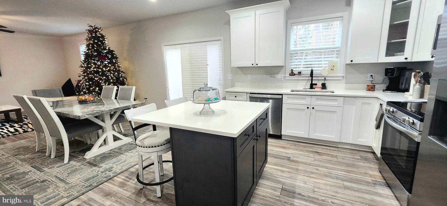 101 INDIAN HILLS RD, LOCUST GROVE, Virginia 22508, 4 Bedrooms Bedrooms, ,2 BathroomsBathrooms,Residential,For sale,101 INDIAN HILLS RD,VAOR2012750 MLS # VAOR2012750