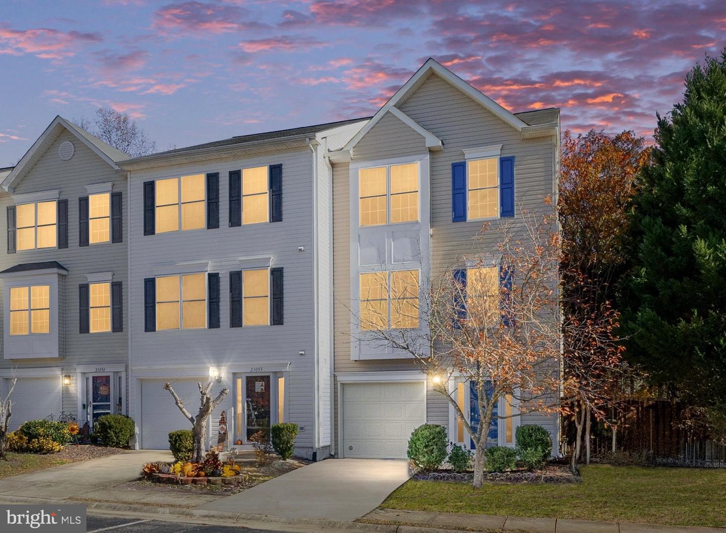 23057 TRIPLE CROWN DR, RUTHER GLEN, Virginia 22546, 3 Bedrooms Bedrooms, 8 Rooms Rooms,2 BathroomsBathrooms,Residential,For sale,23057 TRIPLE CROWN DR,VACV2009094 MLS # VACV2009094