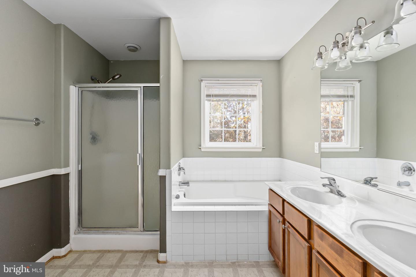 23057 TRIPLE CROWN DR, RUTHER GLEN, Virginia 22546, 3 Bedrooms Bedrooms, 8 Rooms Rooms,2 BathroomsBathrooms,Residential,For sale,23057 TRIPLE CROWN DR,VACV2009094 MLS # VACV2009094