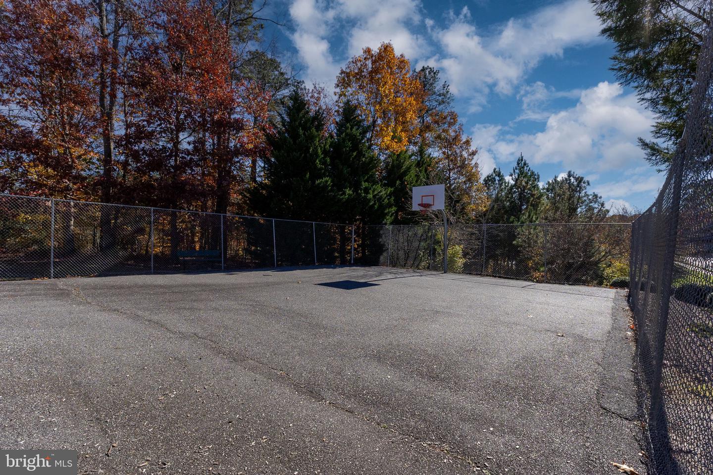 23057 TRIPLE CROWN DR, RUTHER GLEN, Virginia 22546, 3 Bedrooms Bedrooms, 8 Rooms Rooms,2 BathroomsBathrooms,Residential,For sale,23057 TRIPLE CROWN DR,VACV2009094 MLS # VACV2009094