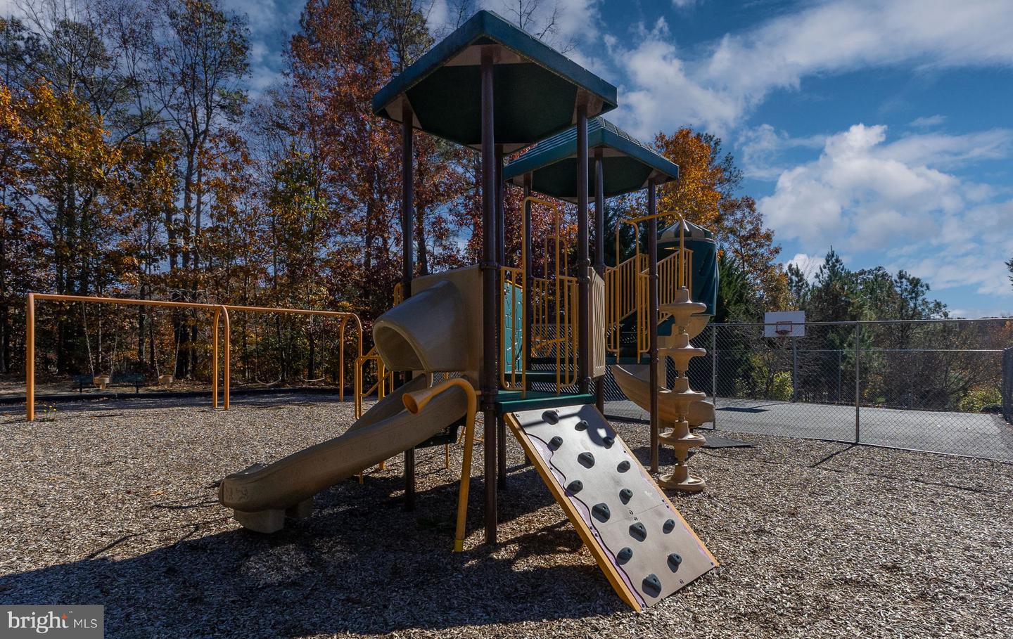 23057 TRIPLE CROWN DR, RUTHER GLEN, Virginia 22546, 3 Bedrooms Bedrooms, 8 Rooms Rooms,2 BathroomsBathrooms,Residential,For sale,23057 TRIPLE CROWN DR,VACV2009094 MLS # VACV2009094