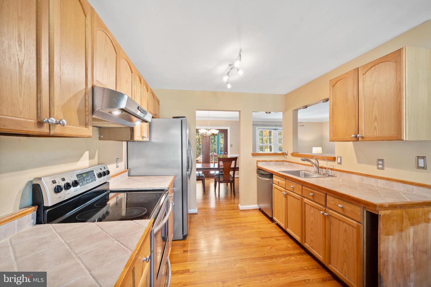 2335 ROSEDOWN DR, RESTON, Virginia 20191, 3 Bedrooms Bedrooms, ,3 BathroomsBathrooms,Residential,For sale,2335 ROSEDOWN DR,VAFX2278376 MLS # VAFX2278376 2335 ROSEDOWN DR, RESTON, Virginia 20191, 3 Bedrooms Bedrooms, ,3 BathroomsBathrooms,Residential,For sale,2335 ROSEDOWN DR,VAFX2278376 MLS # VAFX2278376