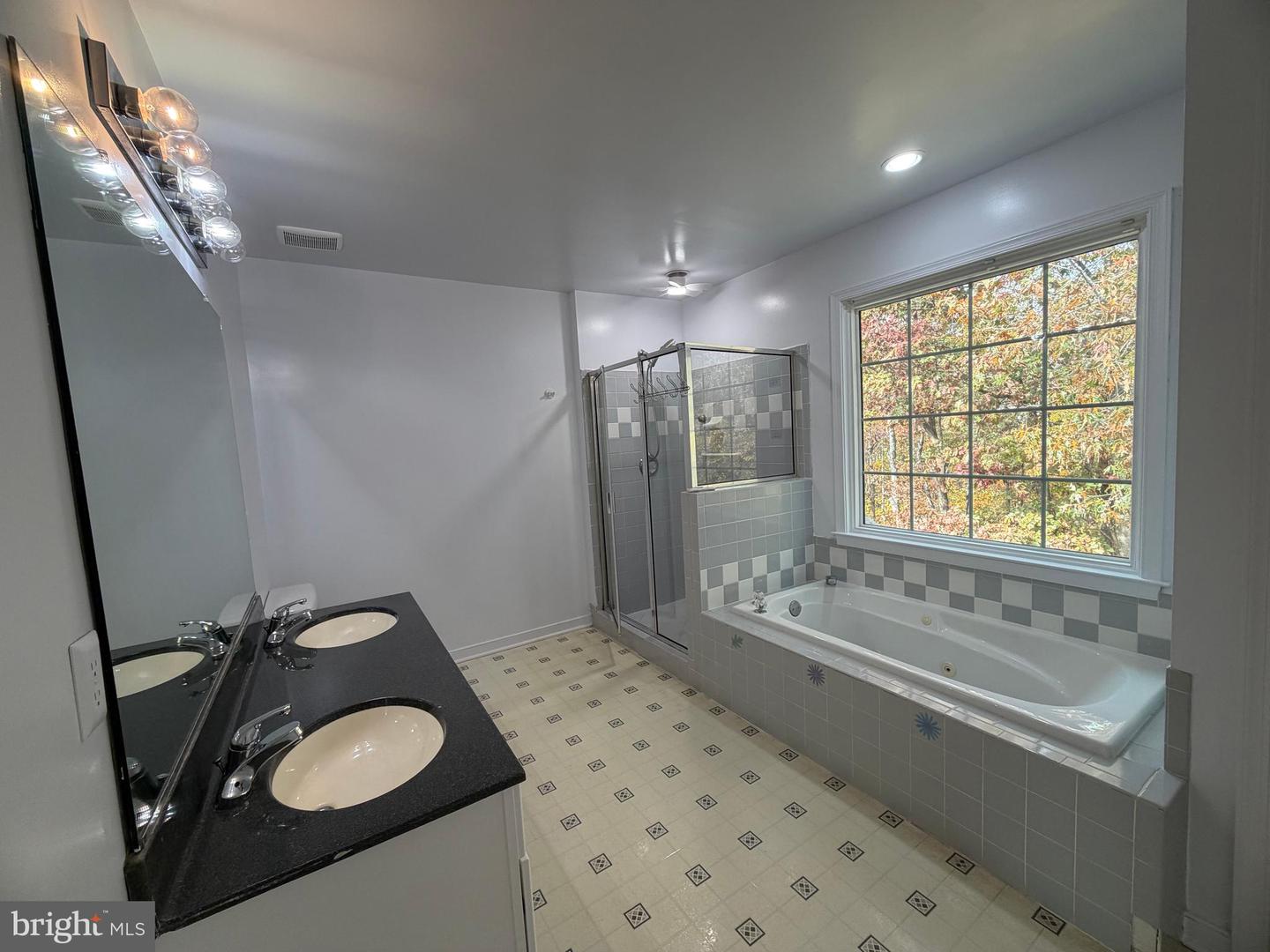 33 BROOKSTONE DR, FREDERICKSBURG, Virginia 22405, 4 Bedrooms Bedrooms, 13 Rooms Rooms,3 BathroomsBathrooms,Residential,For sale,33 BROOKSTONE DR,VAST2044116 MLS # VAST2044116 33 BROOKSTONE DR, FREDERICKSBURG, Virginia 22405, 4 Bedrooms Bedrooms, 13 Rooms Rooms,3 BathroomsBathrooms,Residential,For sale,33 BROOKSTONE DR,VAST2044116 MLS # VAST2044116