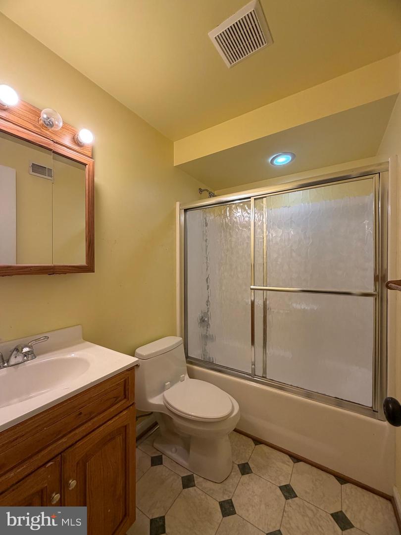 33 BROOKSTONE DR, FREDERICKSBURG, Virginia 22405, 4 Bedrooms Bedrooms, 13 Rooms Rooms,3 BathroomsBathrooms,Residential,For sale,33 BROOKSTONE DR,VAST2044116 MLS # VAST2044116 33 BROOKSTONE DR, FREDERICKSBURG, Virginia 22405, 4 Bedrooms Bedrooms, 13 Rooms Rooms,3 BathroomsBathrooms,Residential,For sale,33 BROOKSTONE DR,VAST2044116 MLS # VAST2044116