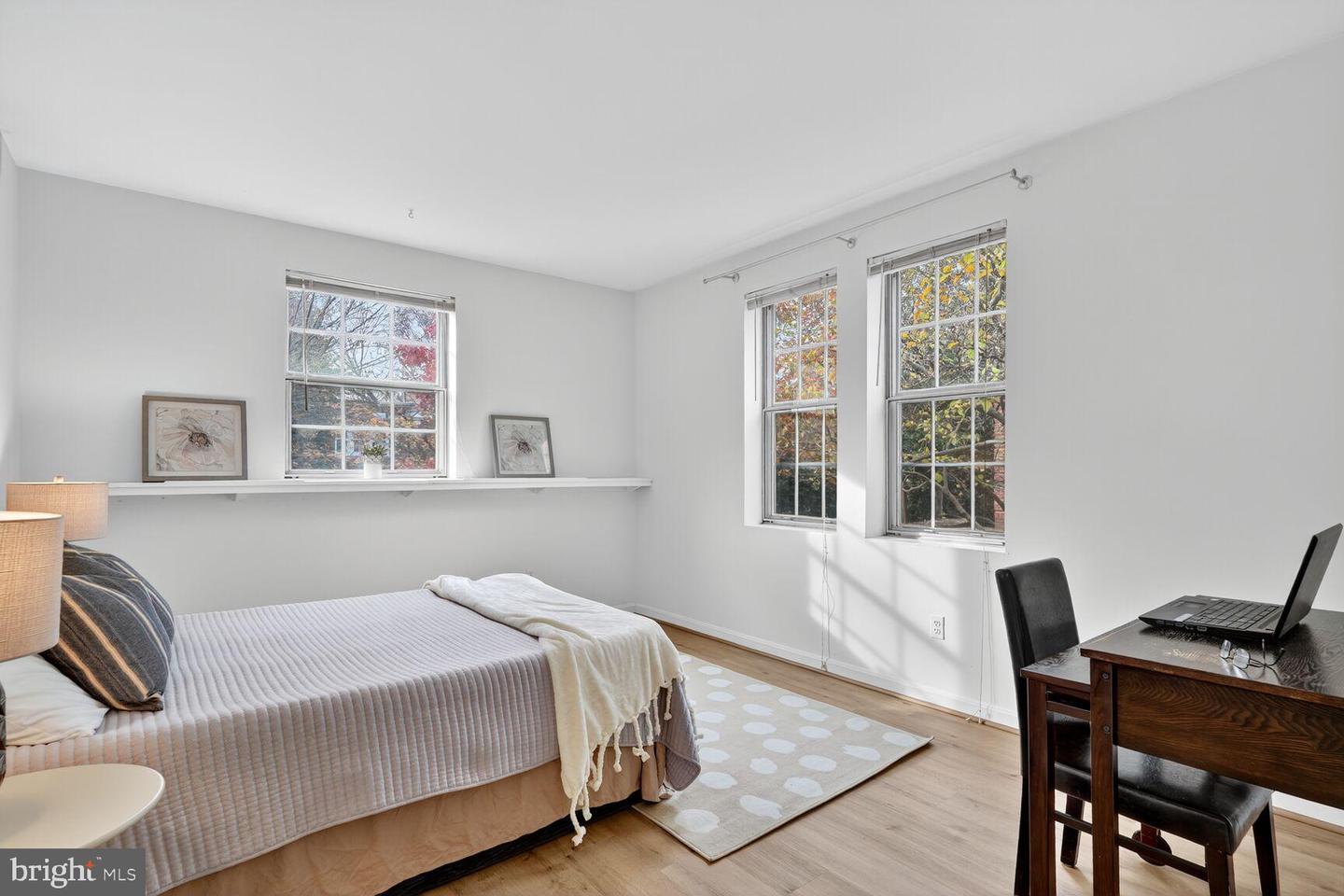 1729 N QUEENS LN N #1-116, ARLINGTON, Virginia 22201, 1 Bedroom Bedrooms, 3 Rooms Rooms,1 BathroomBathrooms,Residential,For sale,1729 N QUEENS LN N #1-116,VAAR2065884 MLS # VAAR2065884 1729 N QUEENS LN N #1-116, ARLINGTON, Virginia 22201, 1 Bedroom Bedrooms, 3 Rooms Rooms,1 BathroomBathrooms,Residential,For sale,1729 N QUEENS LN N #1-116,VAAR2065884 MLS # VAAR2065884