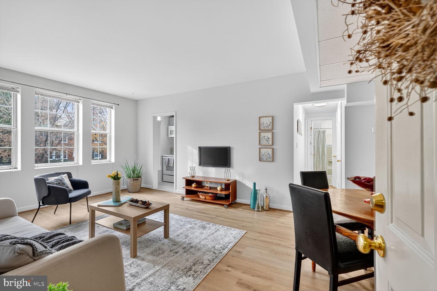 1729 N QUEENS LN N #1-116, ARLINGTON, Virginia 22201, 1 Bedroom Bedrooms, 3 Rooms Rooms,1 BathroomBathrooms,Residential,For sale,1729 N QUEENS LN N #1-116,VAAR2065884 MLS # VAAR2065884 1729 N QUEENS LN N #1-116, ARLINGTON, Virginia 22201, 1 Bedroom Bedrooms, 3 Rooms Rooms,1 BathroomBathrooms,Residential,For sale,1729 N QUEENS LN N #1-116,VAAR2065884 MLS # VAAR2065884