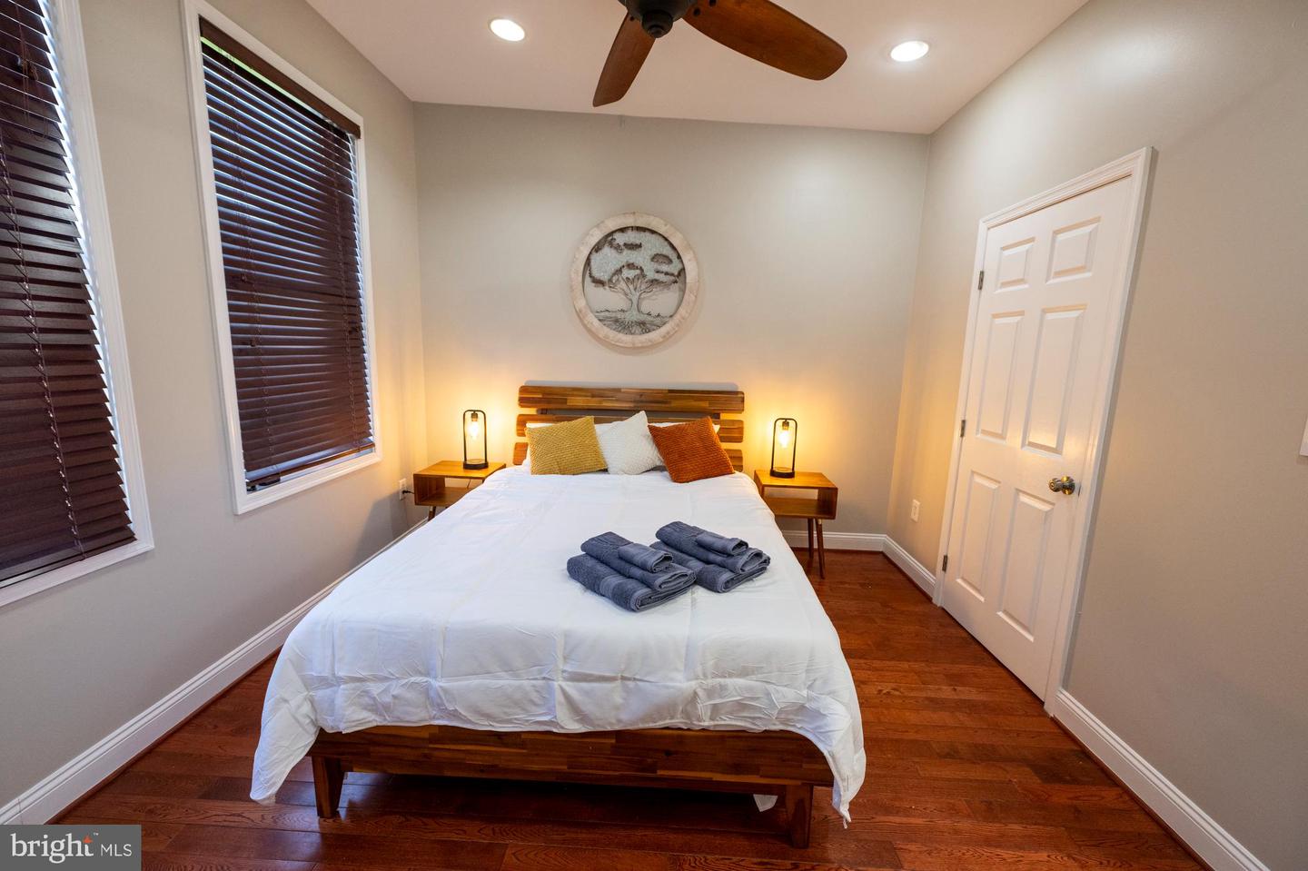 908 13TH ST NE, WASHINGTON, District Of Columbia 20002, 3 Bedrooms Bedrooms, 11 Rooms Rooms,2 BathroomsBathrooms,Residential,For sale,908 13TH ST NE,DCDC2231094 MLS # DCDC2231094