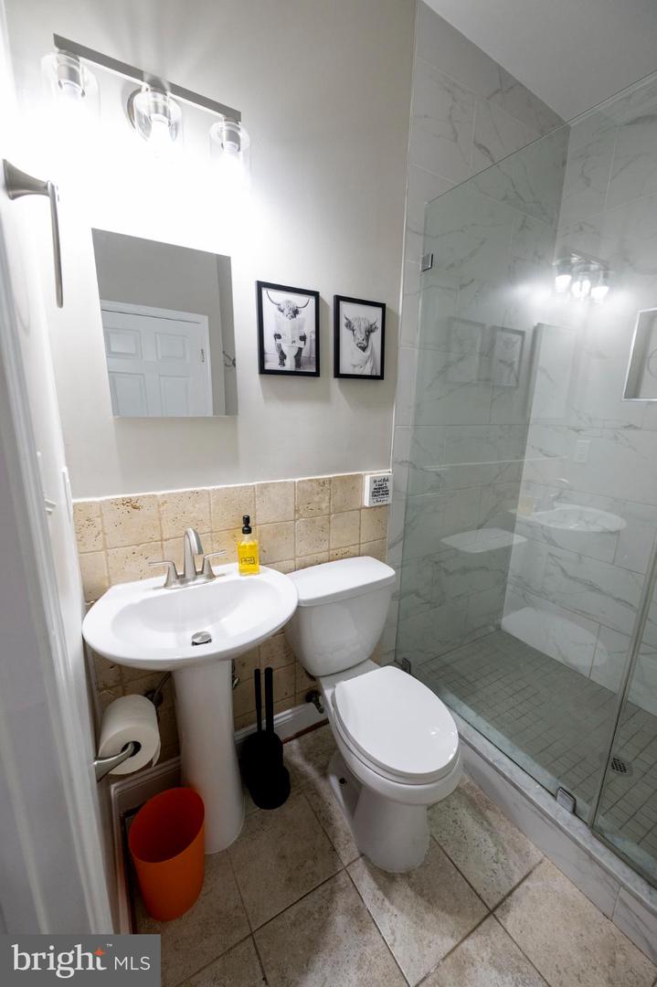 908 13TH ST NE, WASHINGTON, District Of Columbia 20002, 3 Bedrooms Bedrooms, 11 Rooms Rooms,2 BathroomsBathrooms,Residential,For sale,908 13TH ST NE,DCDC2231094 MLS # DCDC2231094