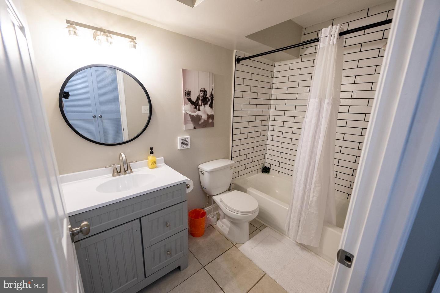 908 13TH ST NE, WASHINGTON, District Of Columbia 20002, 3 Bedrooms Bedrooms, 11 Rooms Rooms,2 BathroomsBathrooms,Residential,For sale,908 13TH ST NE,DCDC2231094 MLS # DCDC2231094