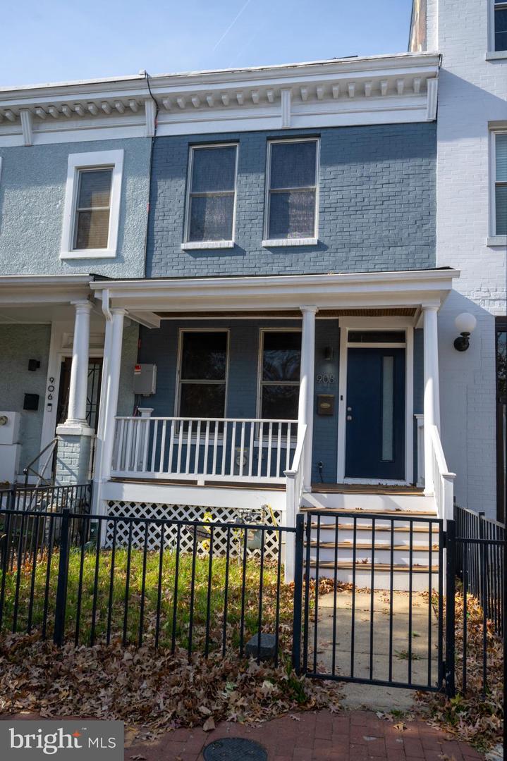 908 13TH ST NE, WASHINGTON, District Of Columbia 20002, 3 Bedrooms Bedrooms, 11 Rooms Rooms,2 BathroomsBathrooms,Residential,For sale,908 13TH ST NE,DCDC2231094 MLS # DCDC2231094