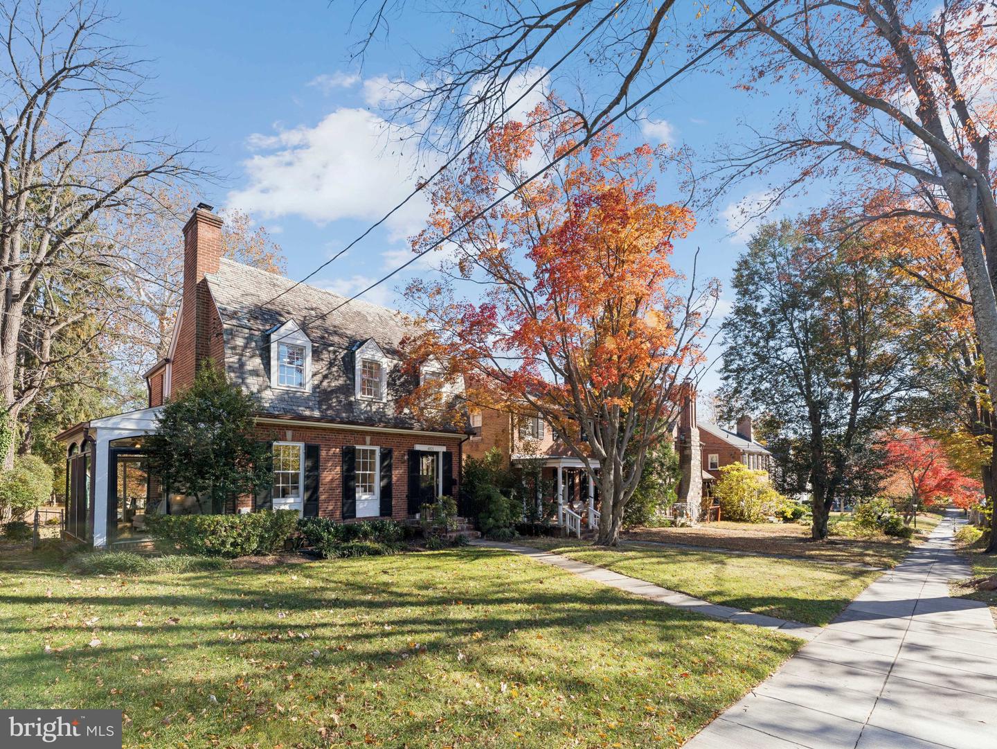 4821 45TH ST NW, WASHINGTON, District Of Columbia 20016, 3 Bedrooms Bedrooms, ,2 BathroomsBathrooms,Residential,For sale,4821 45TH ST NW,DCDC2211630 MLS # DCDC2211630