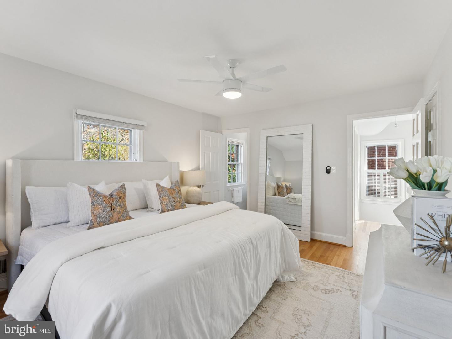 4821 45TH ST NW, WASHINGTON, District Of Columbia 20016, 3 Bedrooms Bedrooms, ,2 BathroomsBathrooms,Residential,For sale,4821 45TH ST NW,DCDC2211630 MLS # DCDC2211630